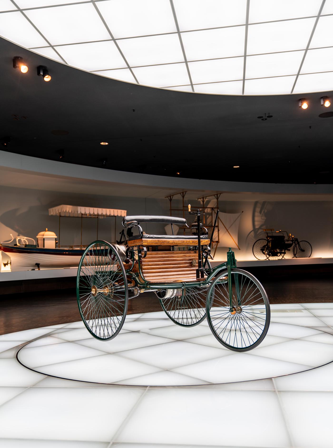 Mercedes-Benz Museum: Discovery tour milestones