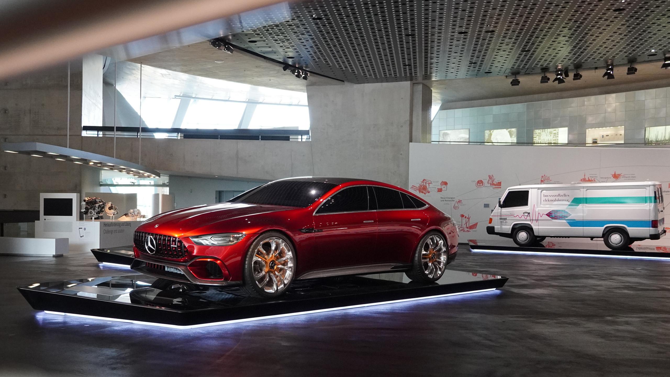 Exhibition Mercedes-Benz Museum