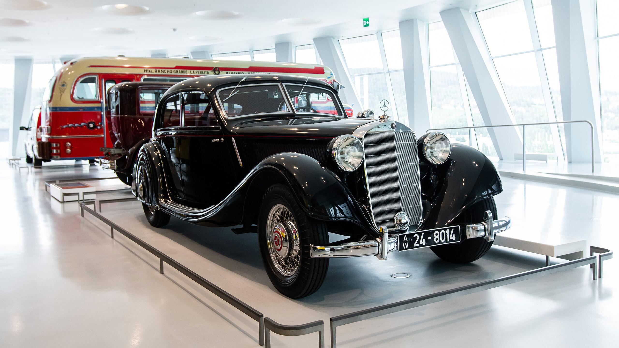 THE MERCEDES-BENZ MUSEUM 写真集 Mercedes-Benz Collection 1 - Gallery of Voyagers