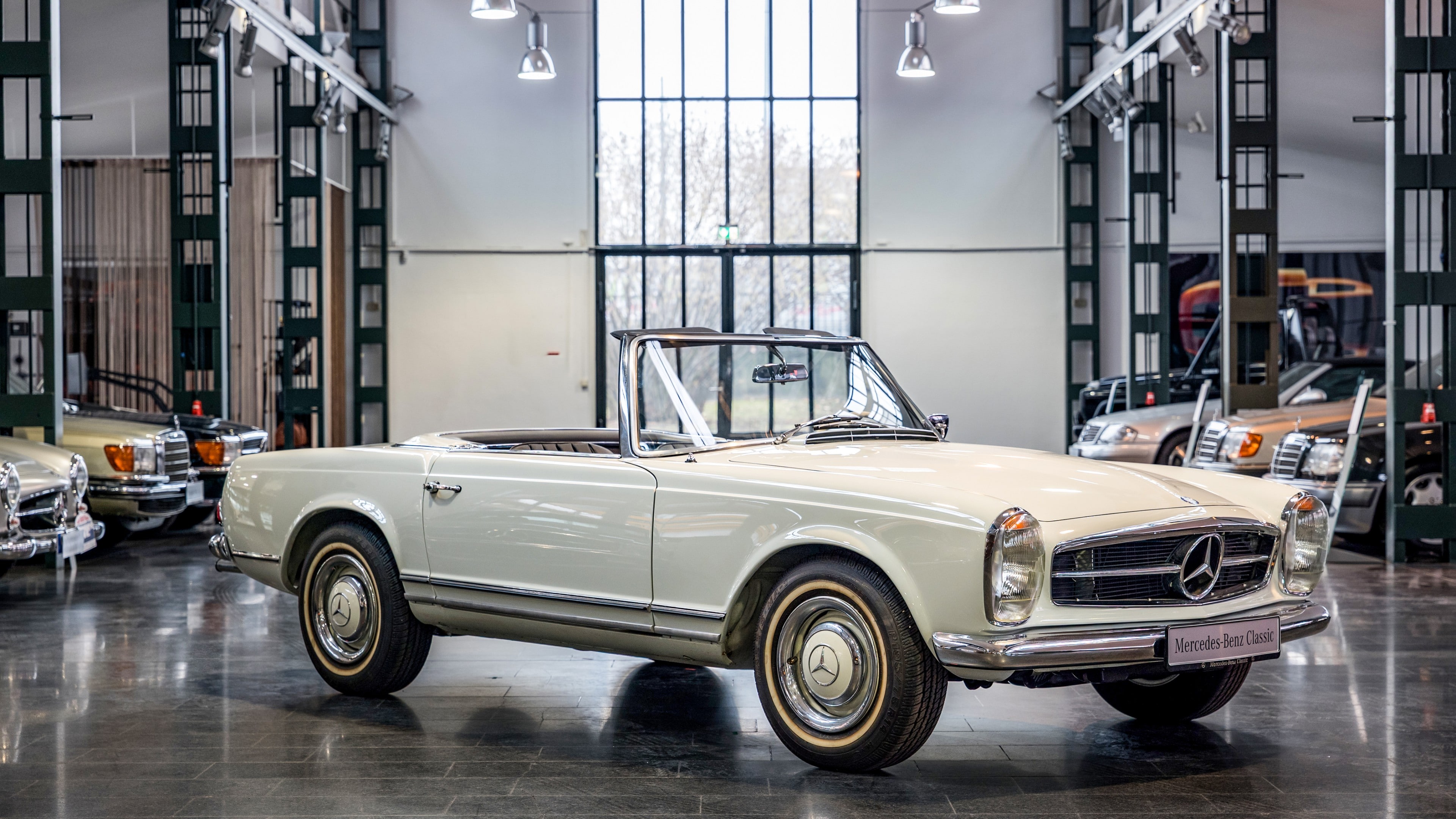 Retro Classics 2026: 140 Years of Mercedes-Benz