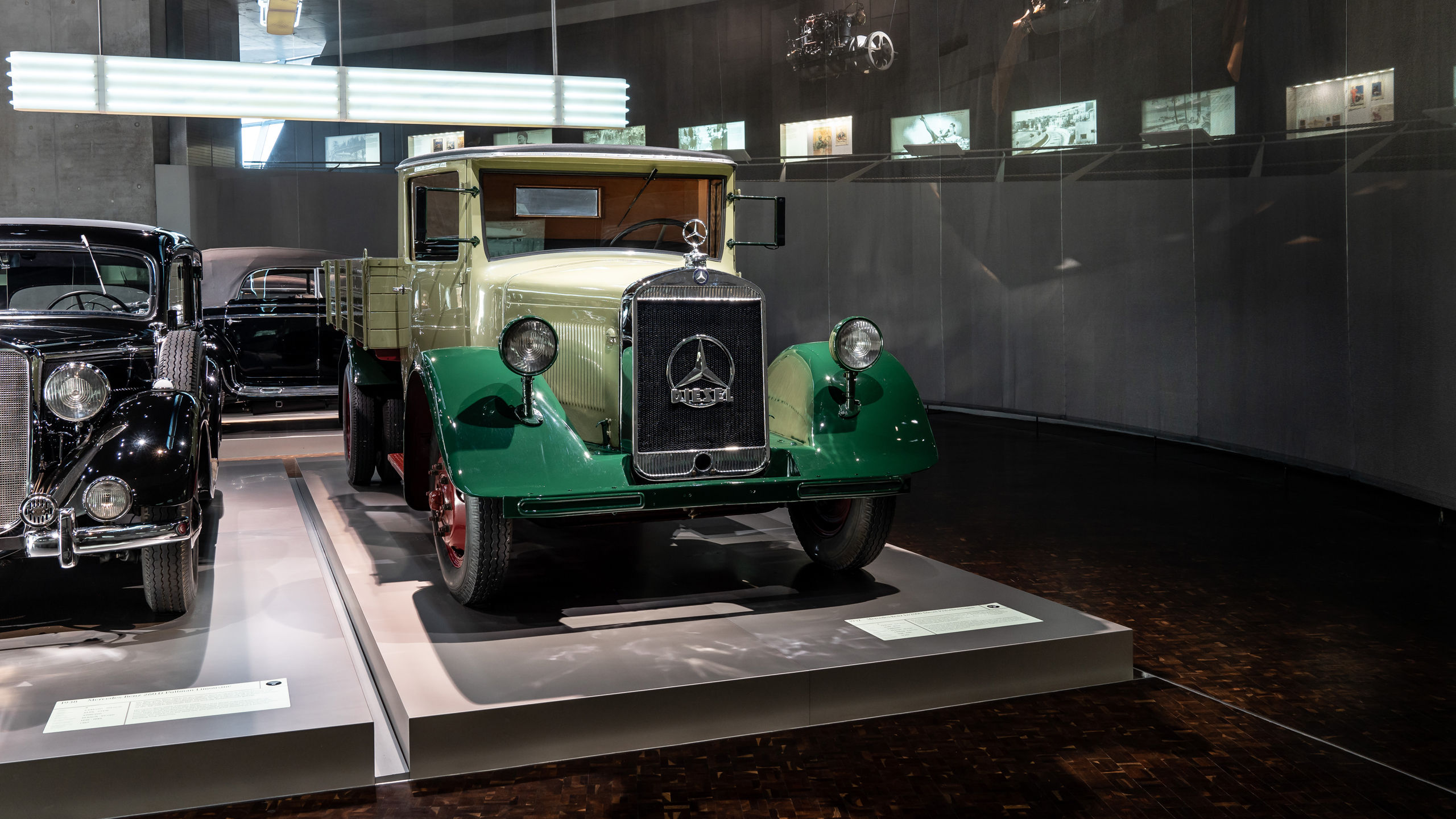 Mercedes-Benz Museum: Discovery tour for trucks. Mercedes-Benz Museum: Discovery tour for trucks.