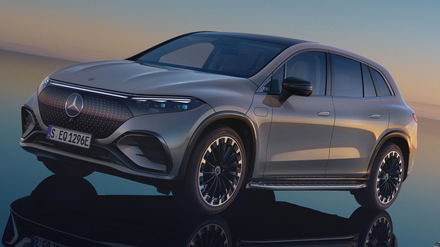 Eq suv store mercedes