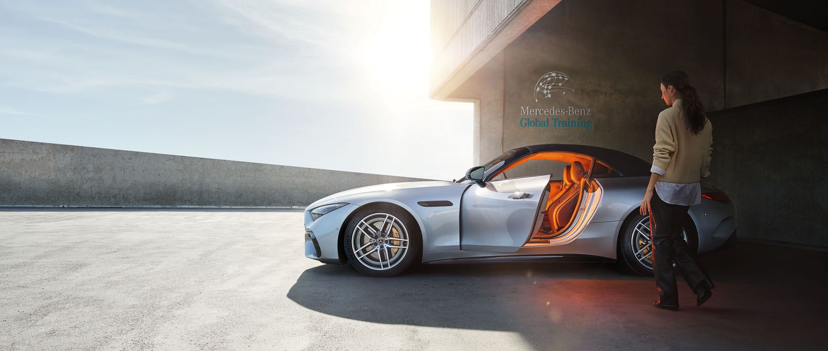 MercedesBenz Global Training.