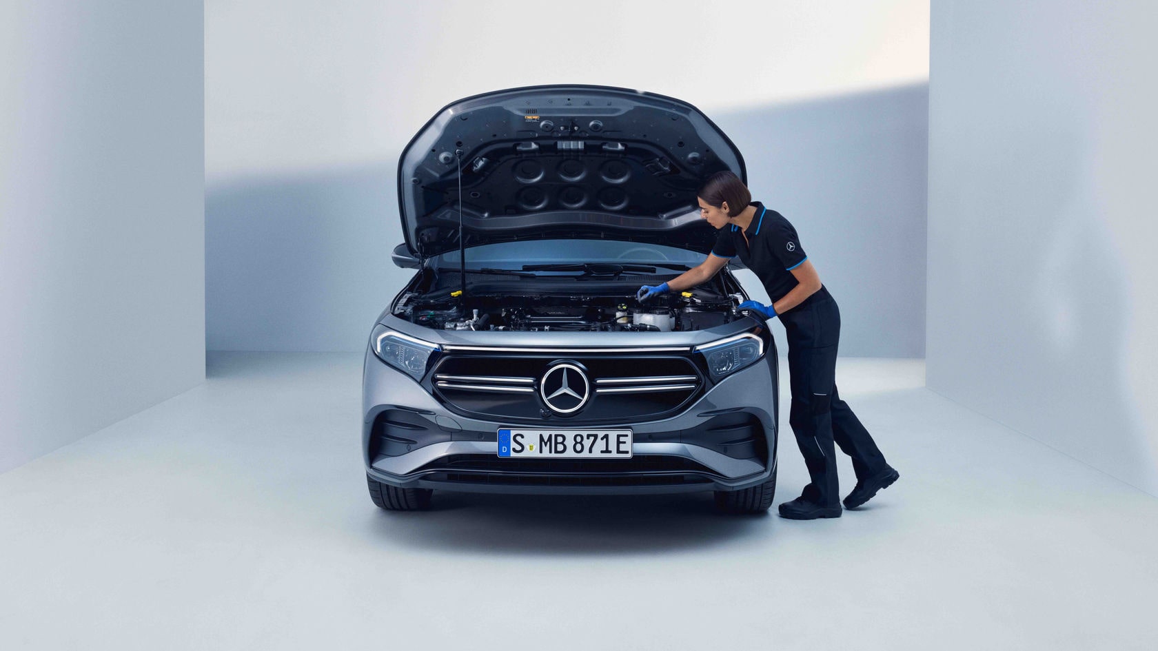 Mercedes parts store
